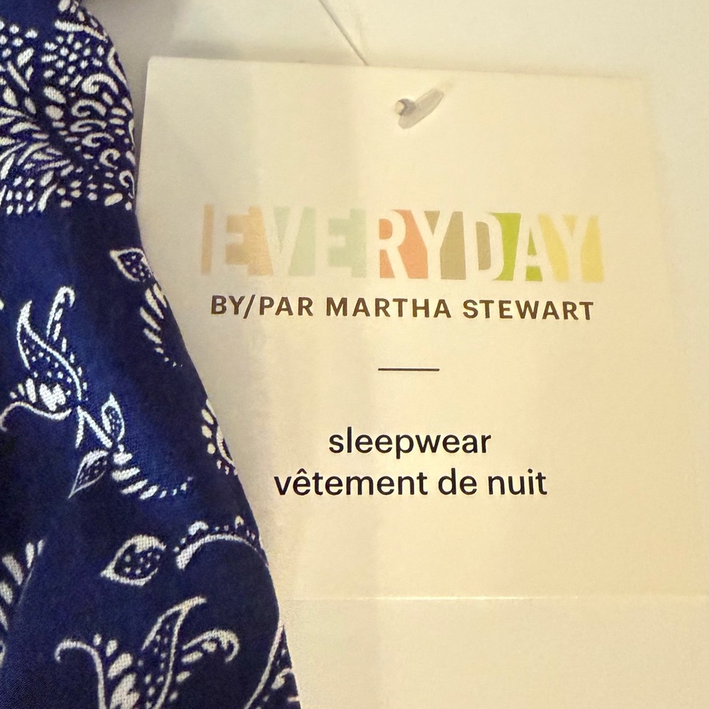 Martha Stewart Navy Paisley Pajama Set Size Large , NWT - Picture 2 of 5